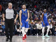 开元棋牌-雷霆打独行侠直播