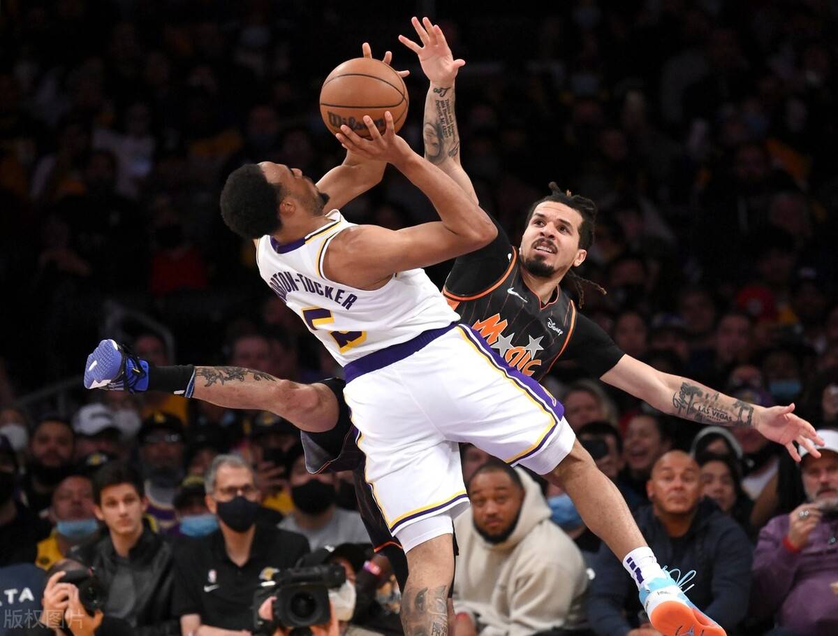 开元棋牌-太狠了！费城76人集结日临场应变巴黎圣日耳曼更衣室发声备战NBA常规赛，里程碑夜达拉斯独行侠临场应变的简单介绍